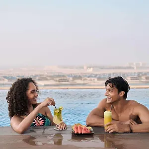Adagio Deira Апарт-отель